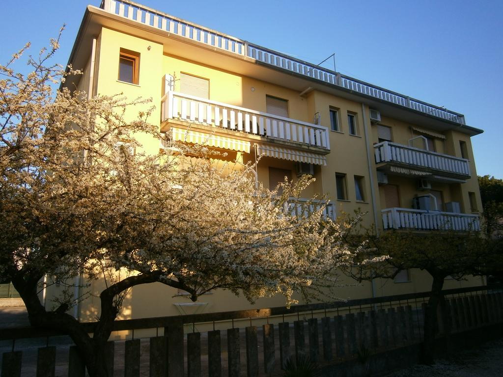 Caorle Economy Apartments Szoba fotó